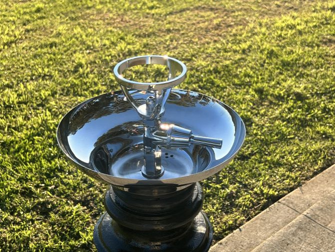 EM405 Drinking Fountain bubbler and bowl.jpg